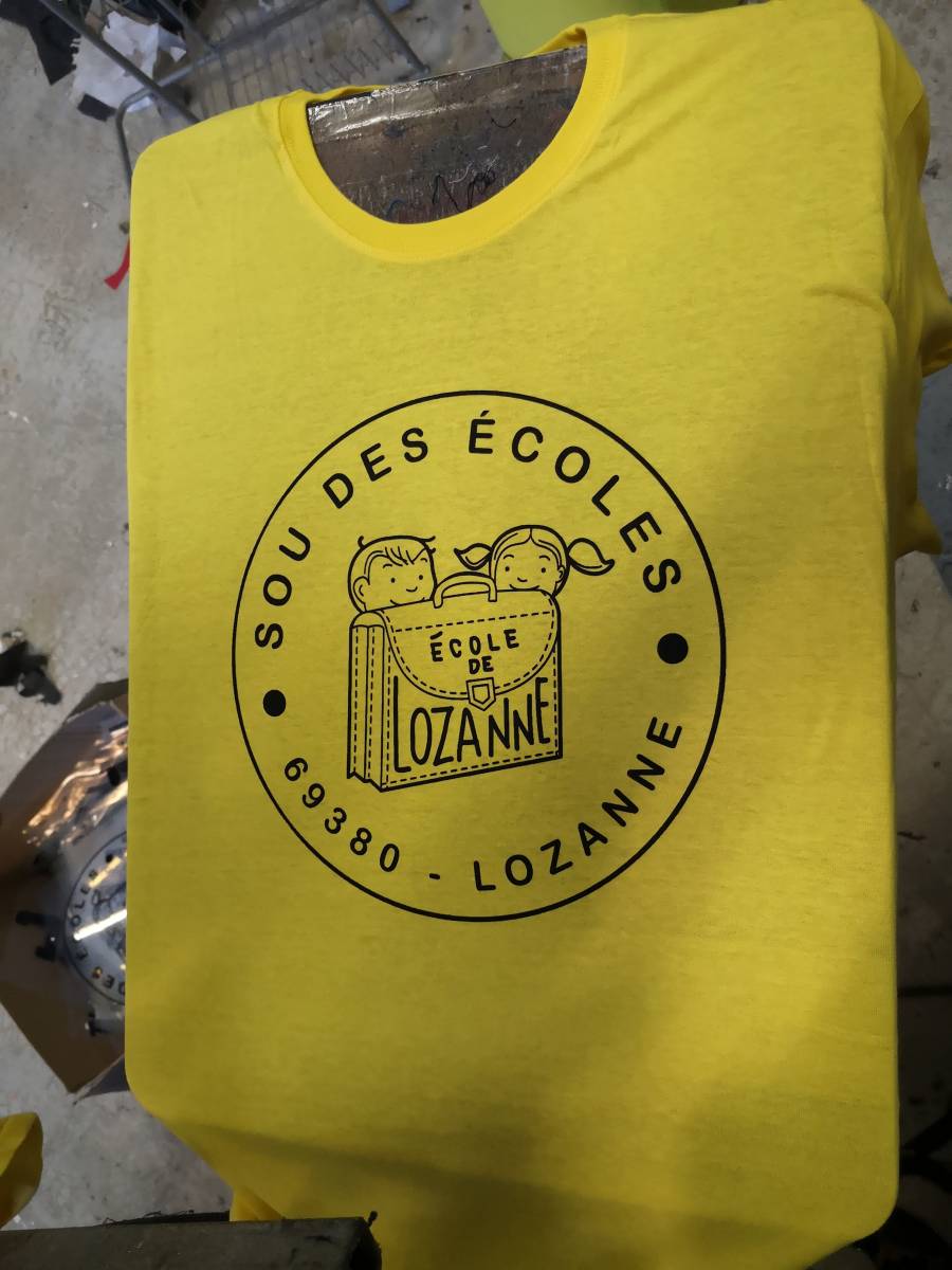 Sérigraphie 1 couleur T-shirts école à st Saturnin les Avigon